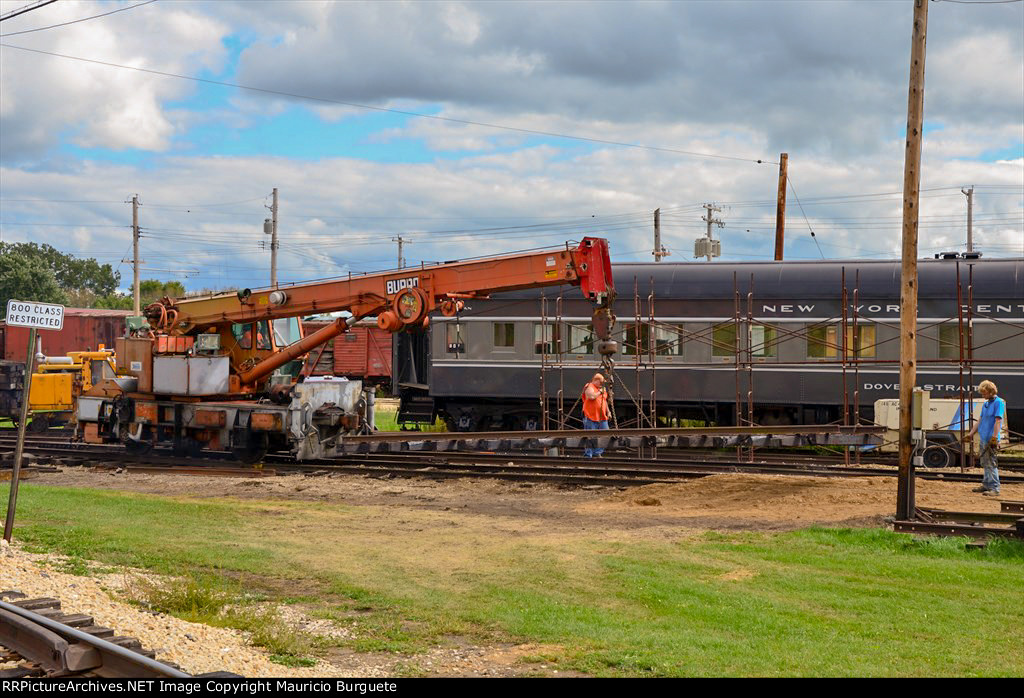 Amtrak Burro Crane Model 50 laying track